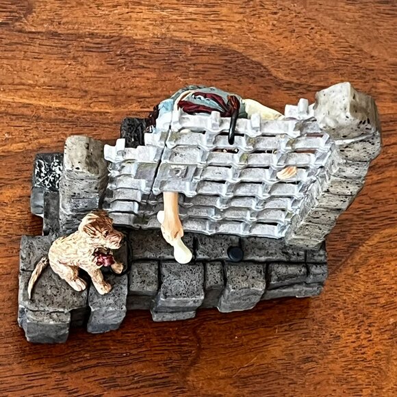 Hallmark Pirates of the Caribbean Magic Ornament 2006 Jack Sparrow Jail NO SOUND - Picture 8 of 17